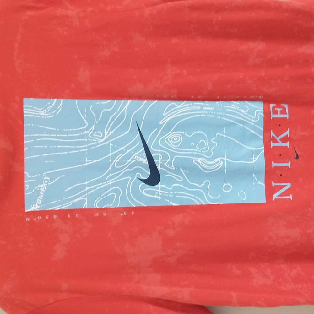 Nike Men's Red Tie Dye T-Shirt with Pocket - Picture 3 of 12